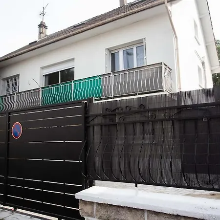 Apartment House 4 Aulnay-sous-Bois